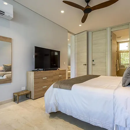 3 Bedroom With Jacuzzi In Baru