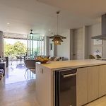 3 Bedroom Apt With Jacuzzi In Baru
