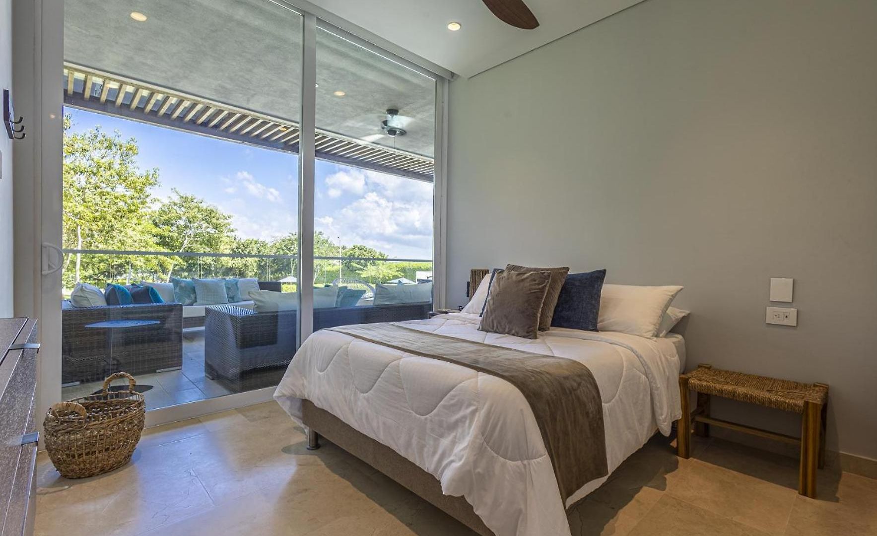 3 Bedroom With Jacuzzi In Baru Cartagena