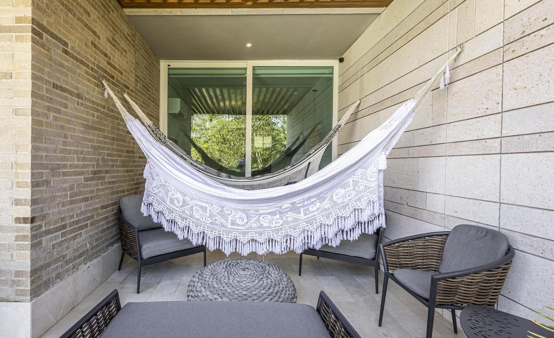 3 Bedroom With Jacuzzi In Baru Apartamento *