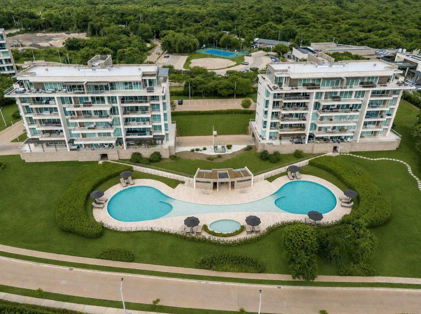 3 Bedroom With Jacuzzi In Baru Apartamento *