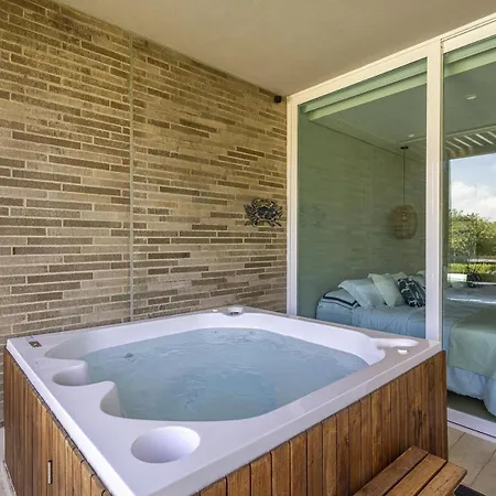 3 Bedroom With Jacuzzi In Baru * Cartagena