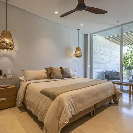 3 Bedroom With Jacuzzi In Baru Cartagena