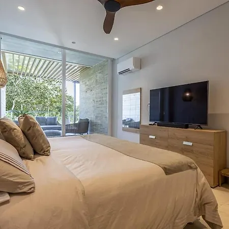 3 Bedroom With Jacuzzi In Baru Cartagena