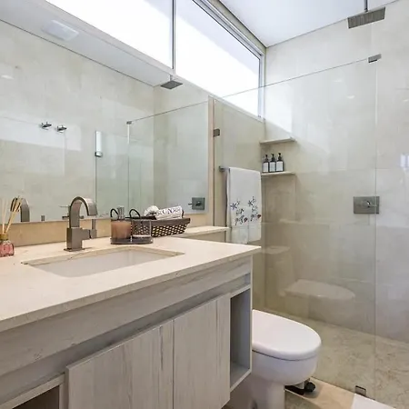 3 Bedroom With Jacuzzi In Baru