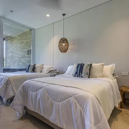 3 Bedroom With Jacuzzi In Baru Apartamento