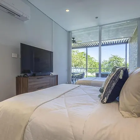 3 Bedroom With Jacuzzi In Baru Cartagena